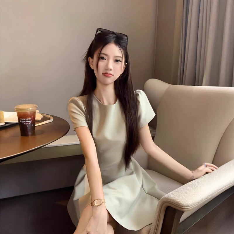 Short-sleeved A-line dress