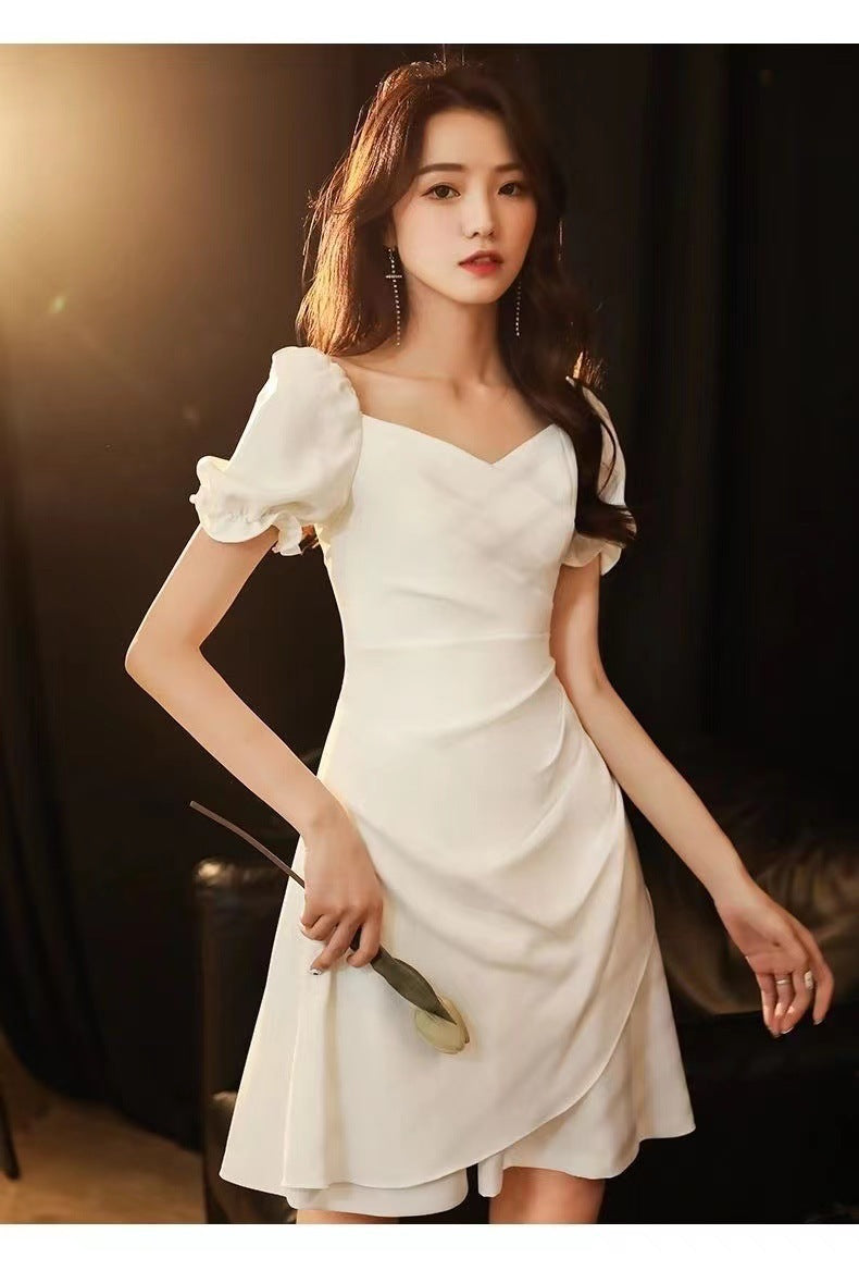 Ruffled sweetheart neckline