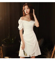 Ruffled sweetheart neckline